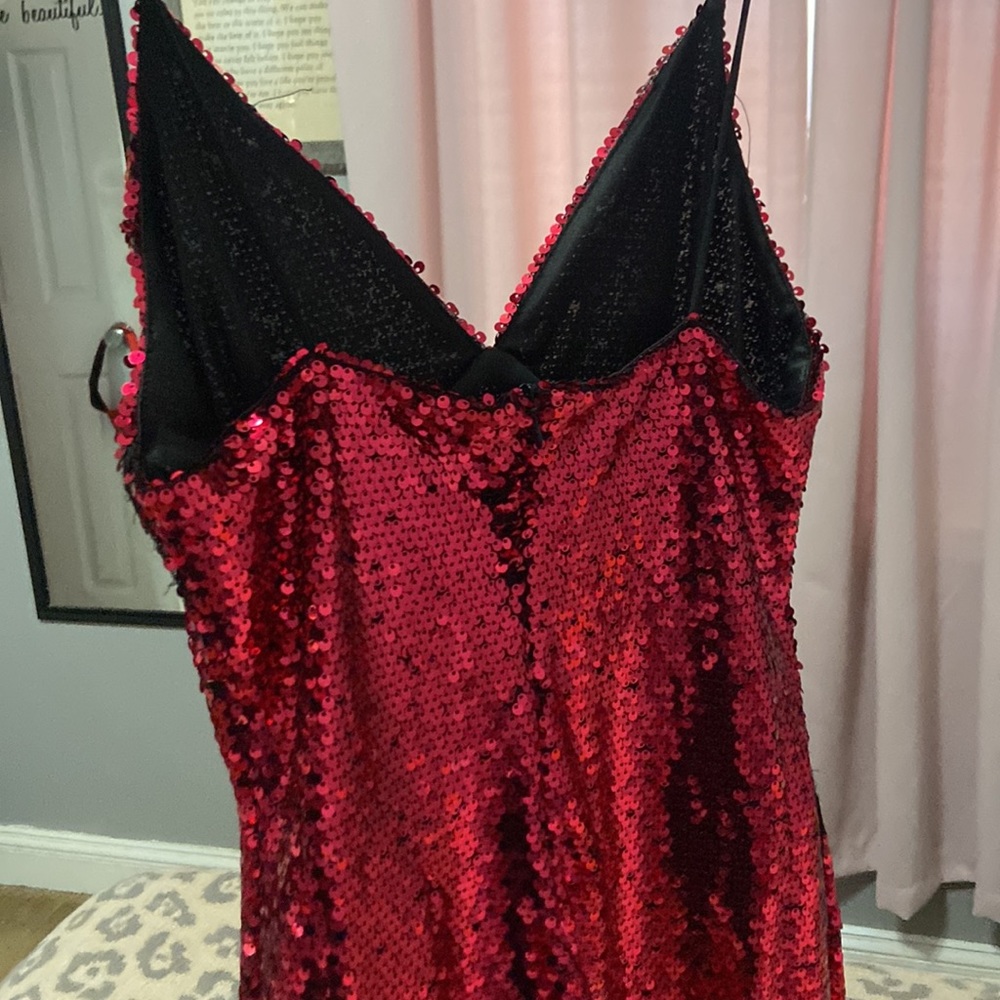 Hello Molly Sequin Dress - Picture 2 of 2